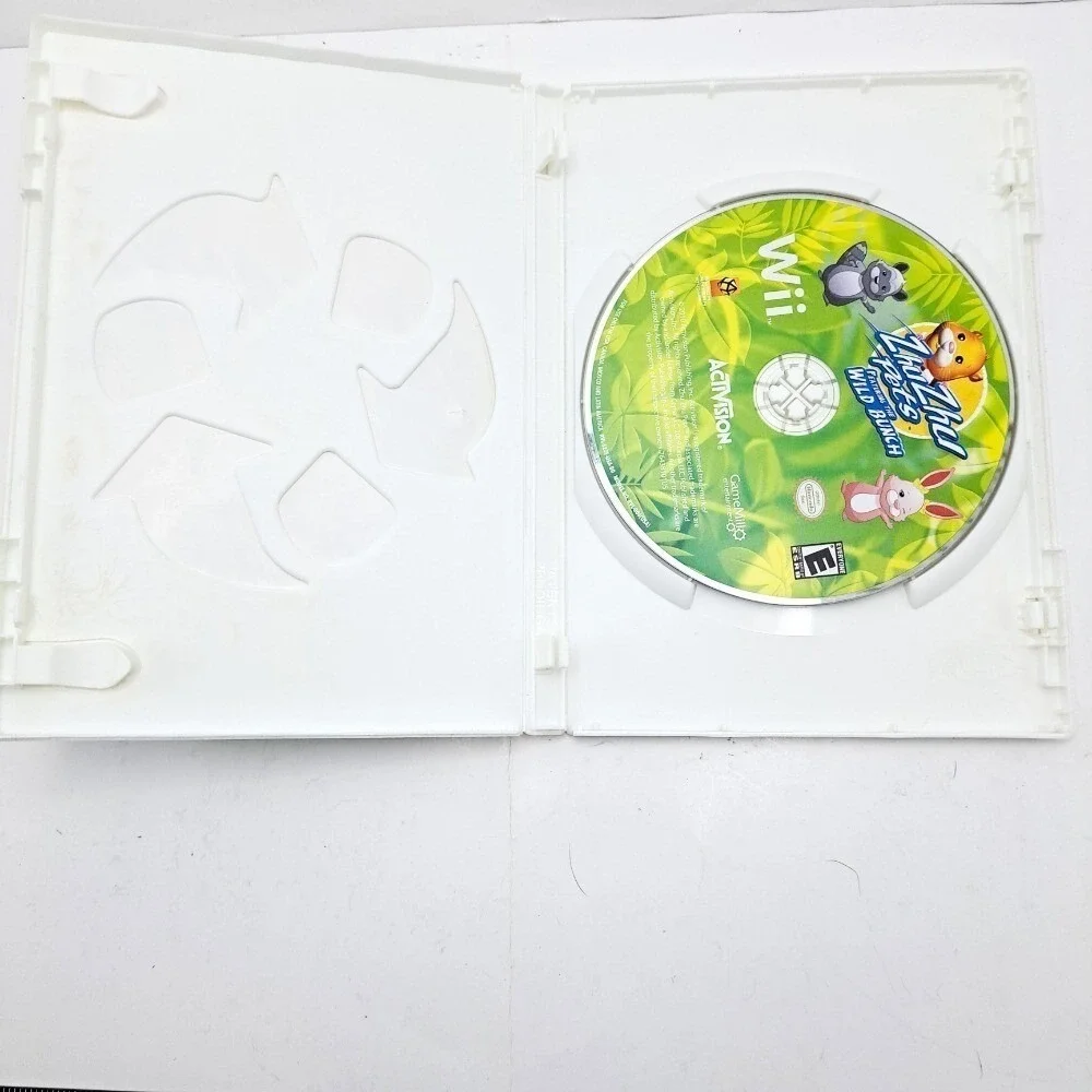 Zhu Zhu Pets Featuring the Wild Bunch Nintendo Wii Activision‎ Family Kids Game